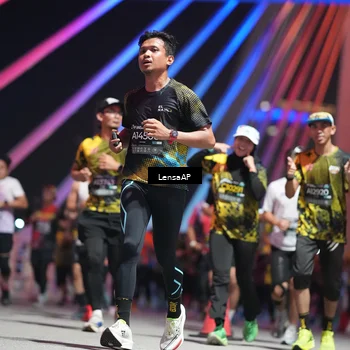 Runner Photo 6185210