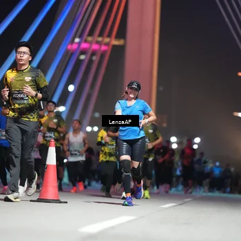 Runner Photo 6185242