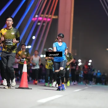 Runner Photo 6185273