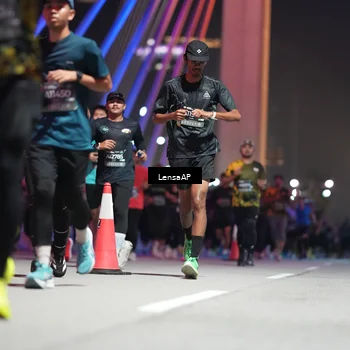 Runner Photo 6185352