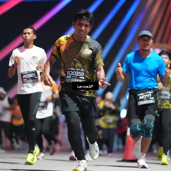 Runner Photo 6185360