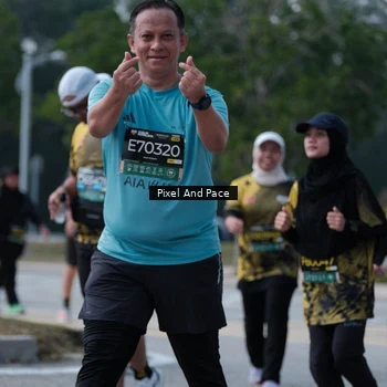 Runner Photo 6185406