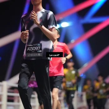 Runner Photo 6185459