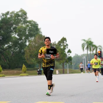 Runner Photo 6185475