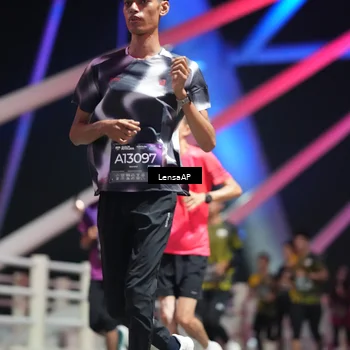 Runner Photo 6185493