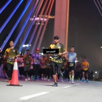Runner Photo 6185561