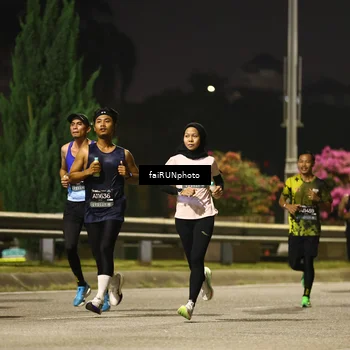 Runner Photo 6185589