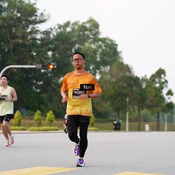 Runner Photo 6185610