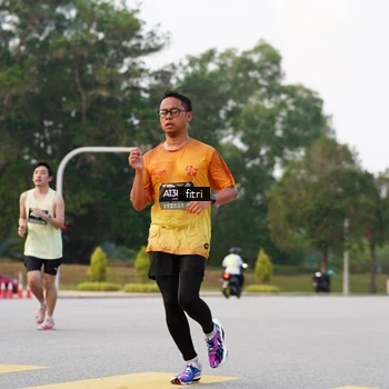 Runner Photo 6185616