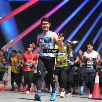 Runner Photo 6185624