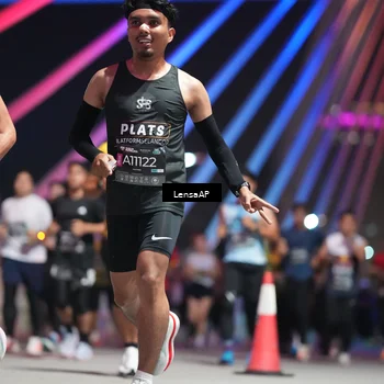 Runner Photo 6185677