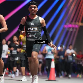 Runner Photo 6185695