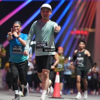 Runner Photo 6185714