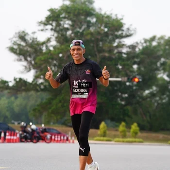 Runner Photo 6185766