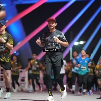 Runner Photo 6185775
