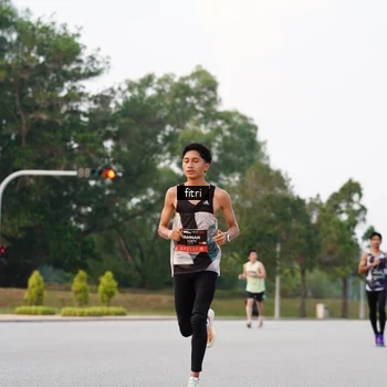 Runner Photo 6185777