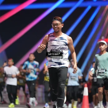 Runner Photo 6185790