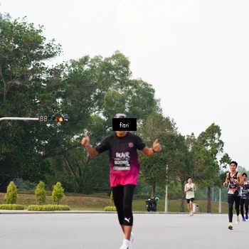 Runner Photo 6185825