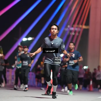 Runner Photo 6185853
