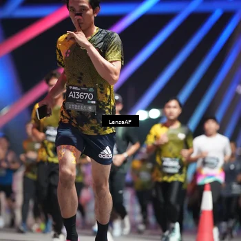 Runner Photo 6185880