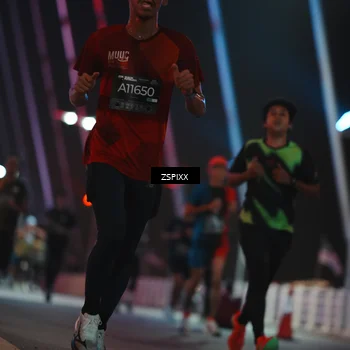 Runner Photo 6185888