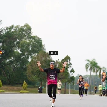 Runner Photo 6185898