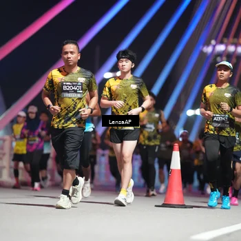 Runner Photo 6185953