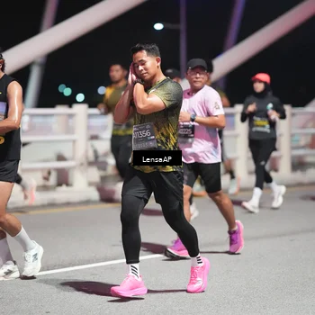 Runner Photo 6186024