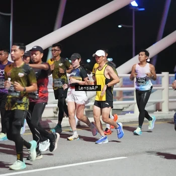 Runner Photo 6186101