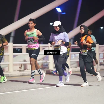 Runner Photo 6186123