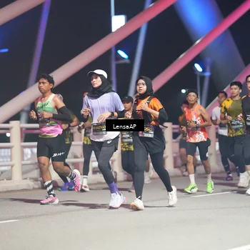 Runner Photo 6186148