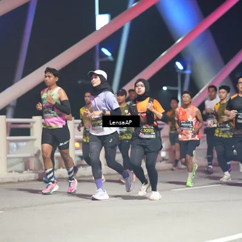 Runner Photo 6186151