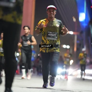 Runner Photo 6186210