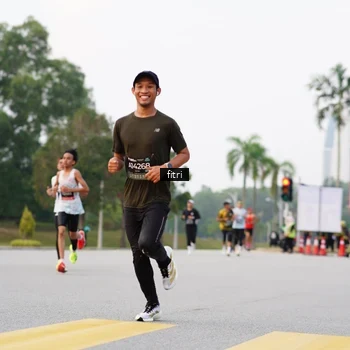 Runner Photo 6186256