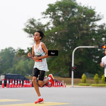 Runner Photo 6186300