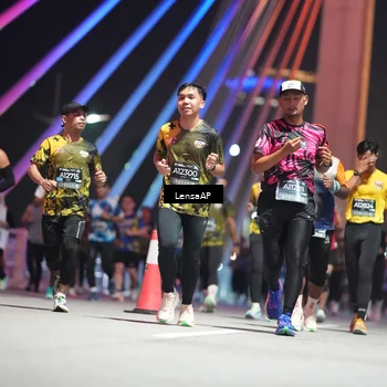 Runner Photo 6186348
