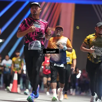 Runner Photo 6186375
