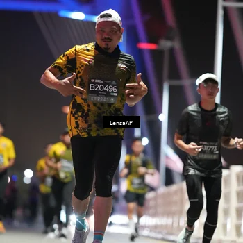 Runner Photo 6186376