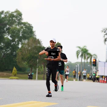 Runner Photo 6186391