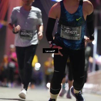 Runner Photo 6186420