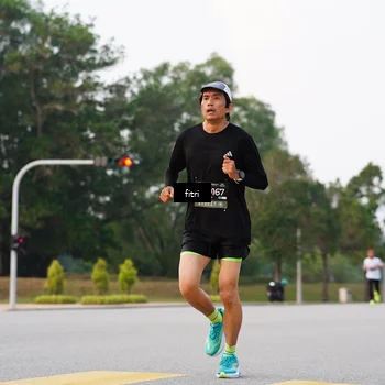 Runner Photo 6186448