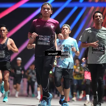 Runner Photo 6186541