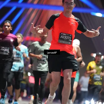 Runner Photo 6186543