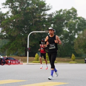 Runner Photo 6186575