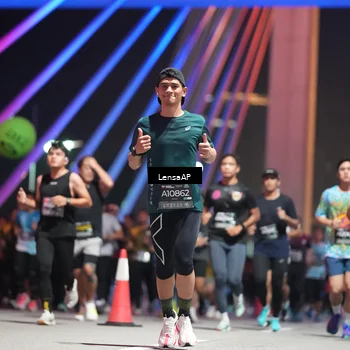 Runner Photo 6186717