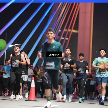 Runner Photo 6186718