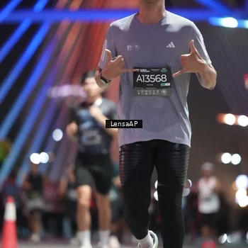 Runner Photo 6186748