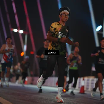 Runner Photo 6186794