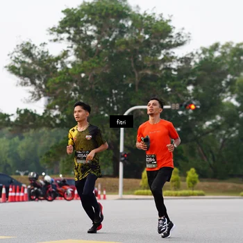Runner Photo 6186800