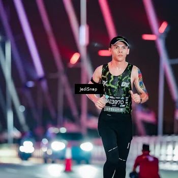 Runner Photo 6186868